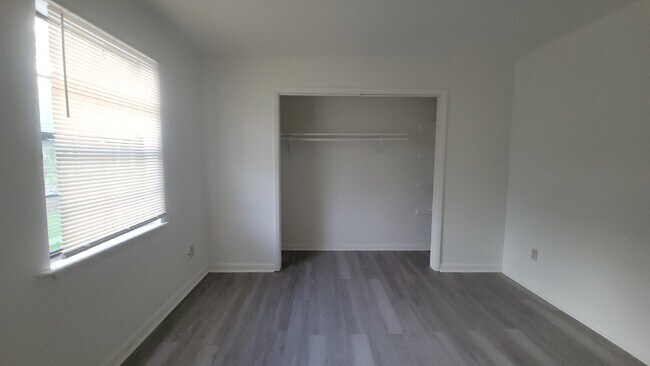Foto del edificio - 4916 Cotton Row NW