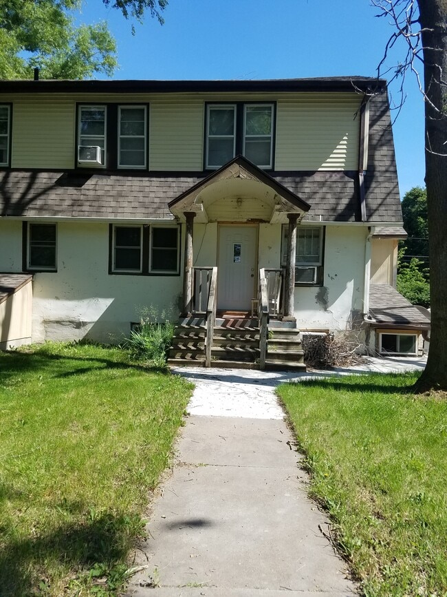 5740 Baldwin Ave Unit 5740, Lincoln, NE 68507 Apartments in Lincoln