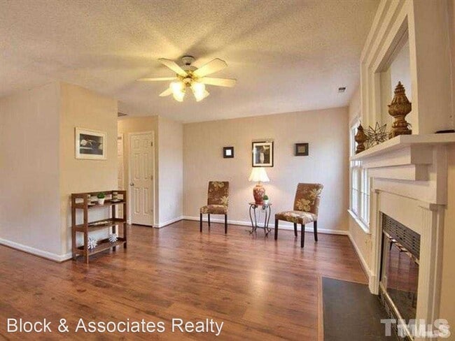 Building Photo - 2 br, 2.5 bath House - 110 Timber Ridge Drive