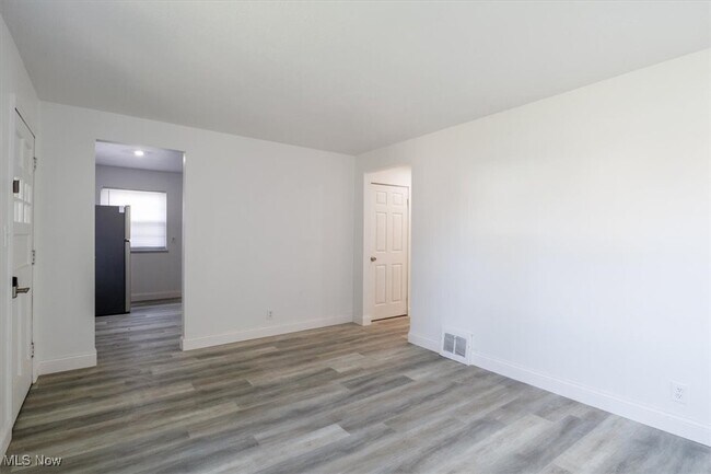 Foto del edificio - 19508 Fairway Ave