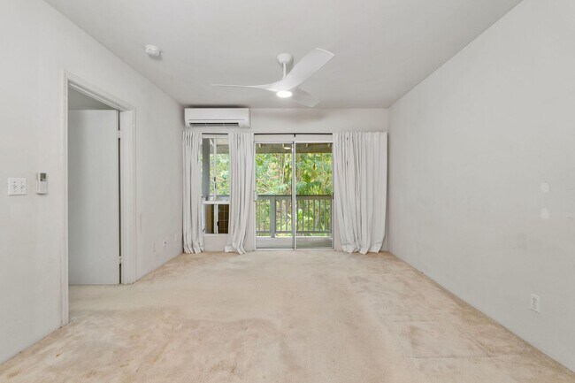Building Photo - Spacious and Peaceful Townhome in Mililani