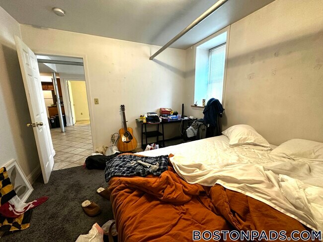 Foto del edificio - 35 Cummings Rd