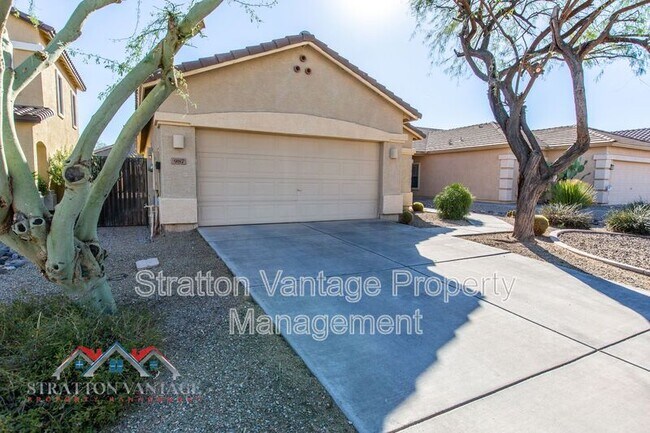 Building Photo - 987 W Fruit Tree Ln