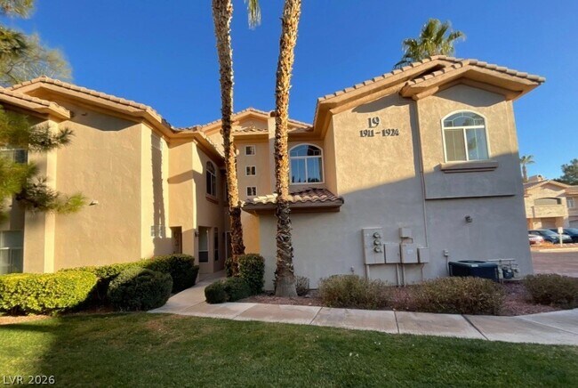 Foto del edificio - 2050 W Warm Springs Rd