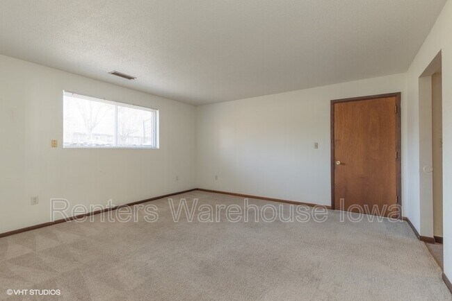 Foto del edificio - 1005 Parkway Dr