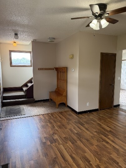 Foto del edificio - 216 2nd Ave