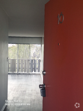 Building Photo - 609 De La Vina St