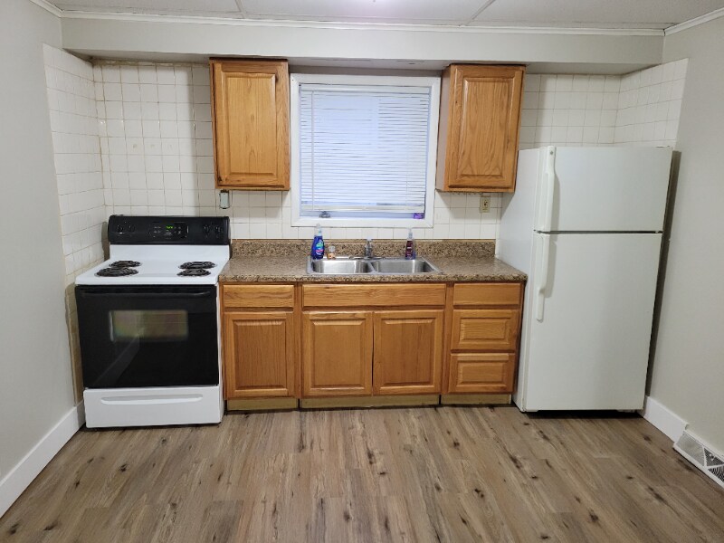 Primary Photo - 3303 4th Ave