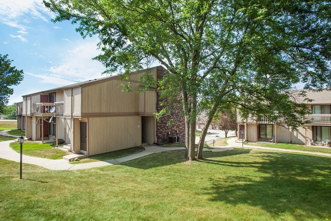 Building Photo - Burr Oaks Village Apartments