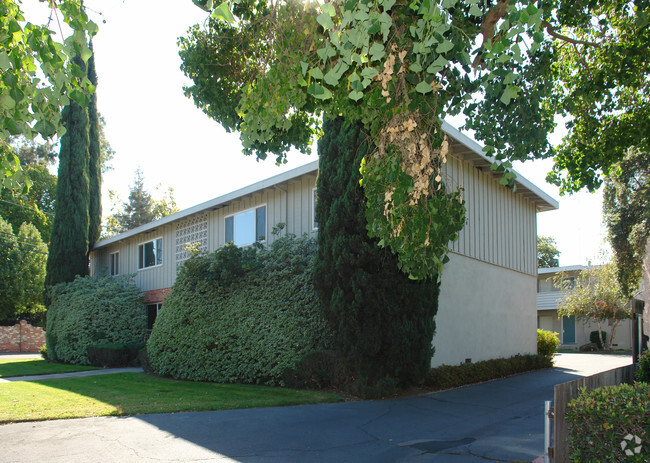 Foto del edificio - Sierra Oaks