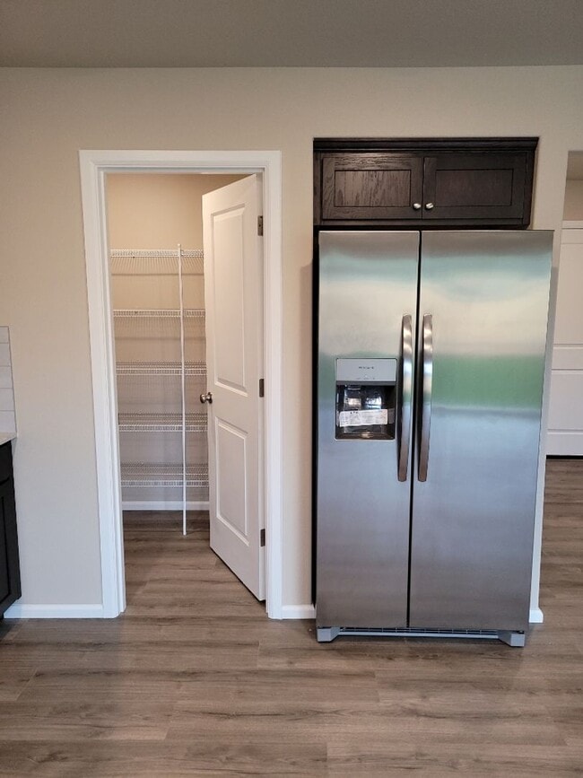 Foto del edificio - 4 Bed Plus Den in Sultan's New Daisy Crossing