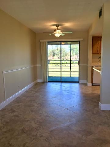Building Photo - 4275 Oak Terrace Dr