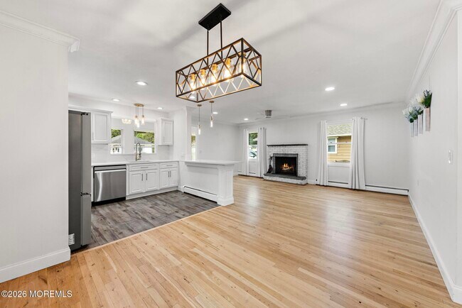 Building Photo - 2264 Hovsons Blvd