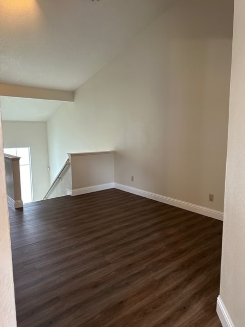 dining area - 999 Porter Ave