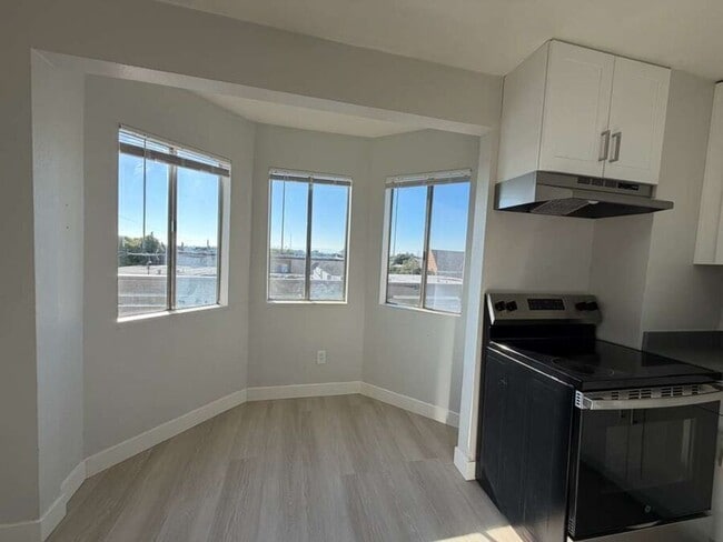 Foto del edificio - 1835 8th Ave