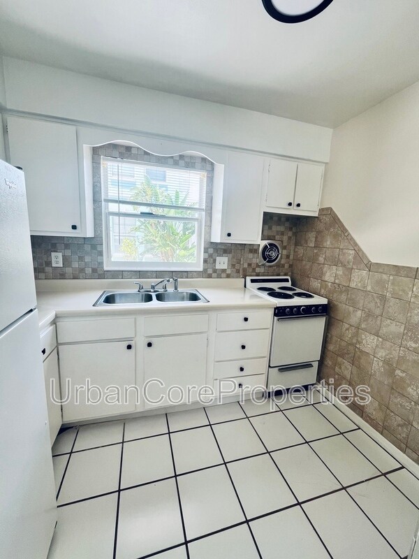 Foto del edificio - 321 24th Ave N
