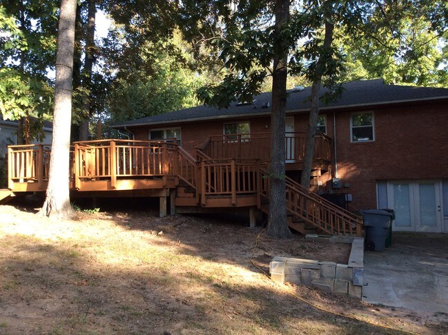 Foto del edificio - 3423 Sudbury Rd