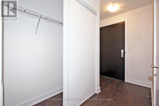 Building Photo - 181-181 Bedford Rd