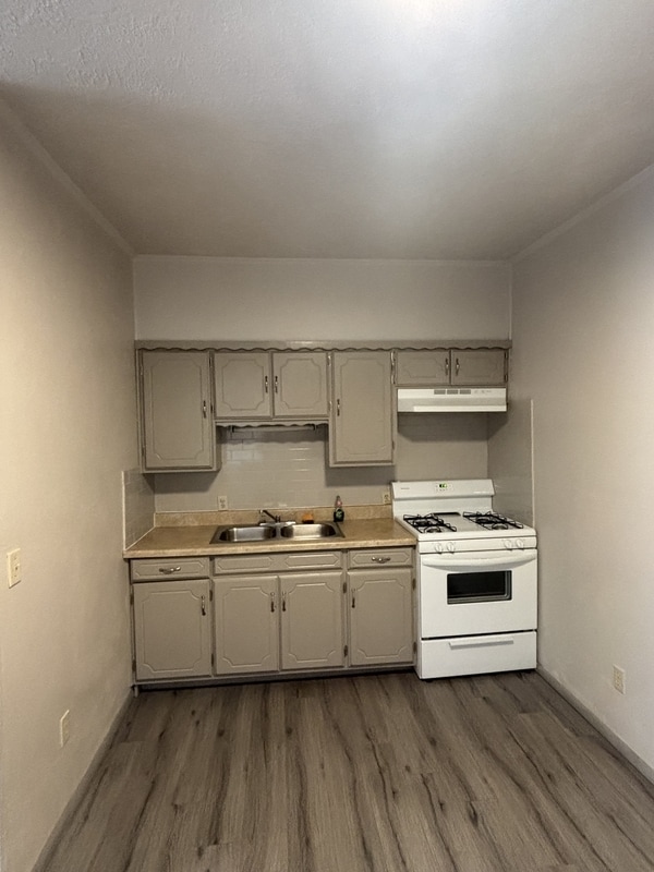 Foto del edificio - 411 E Beech St