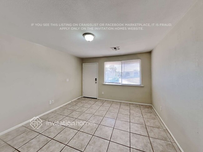 Foto del edificio - 1314 E Mercer Ln