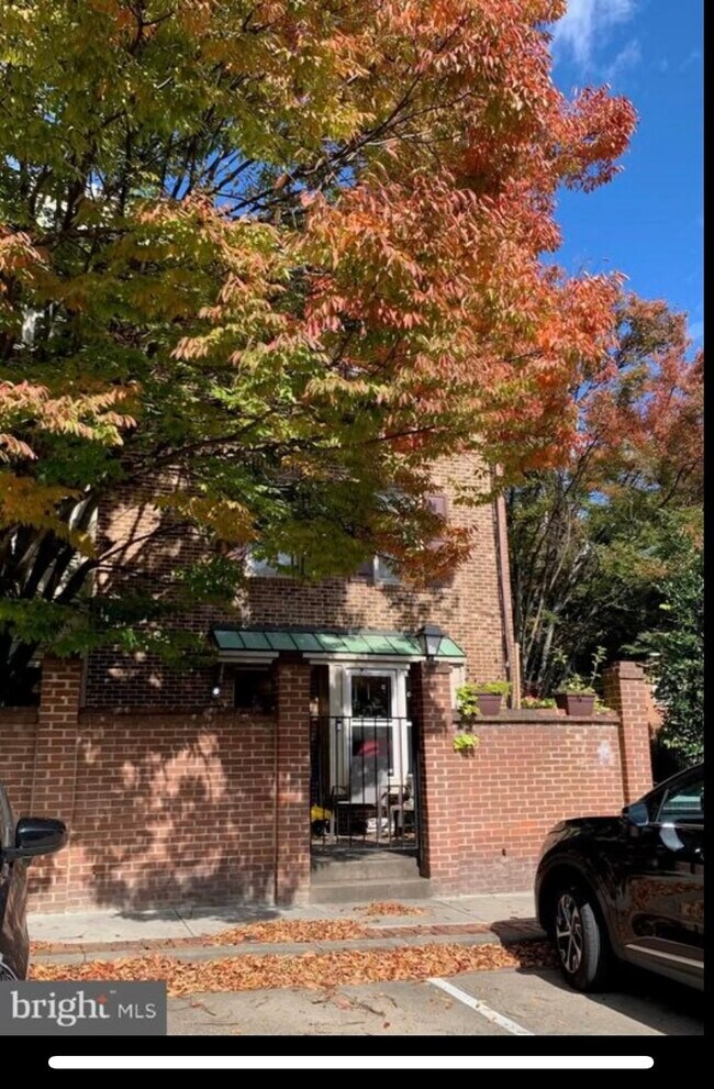 Foto del edificio - 1112 N Taylor St