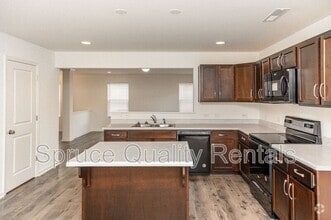 Building Photo - 1541 Mariners Ct