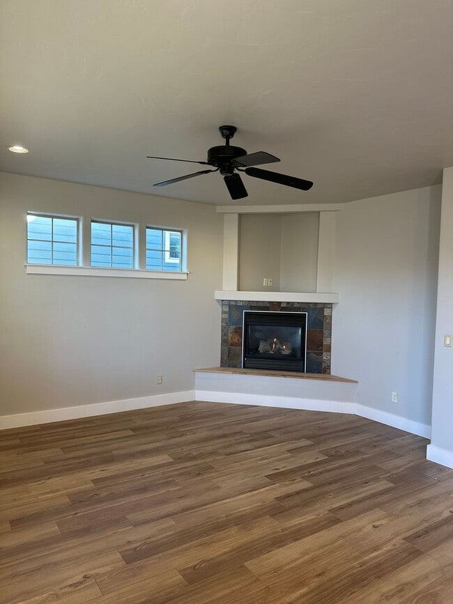 Foto del edificio - Live the Old Mill Lifestyle– Updated 3 Bedroom Home in Bend