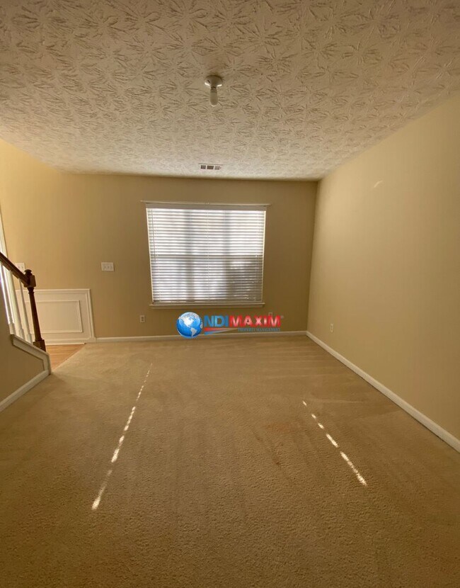 Building Photo - Spacious 2-story house in the BROOKWOOD cl...