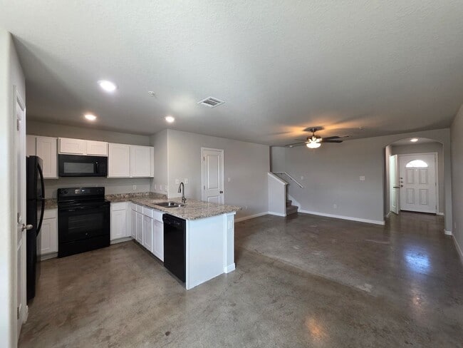 Photo - 8410 Flicka Hls Apartment