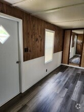Building Photo - 1020 Aaron Ln