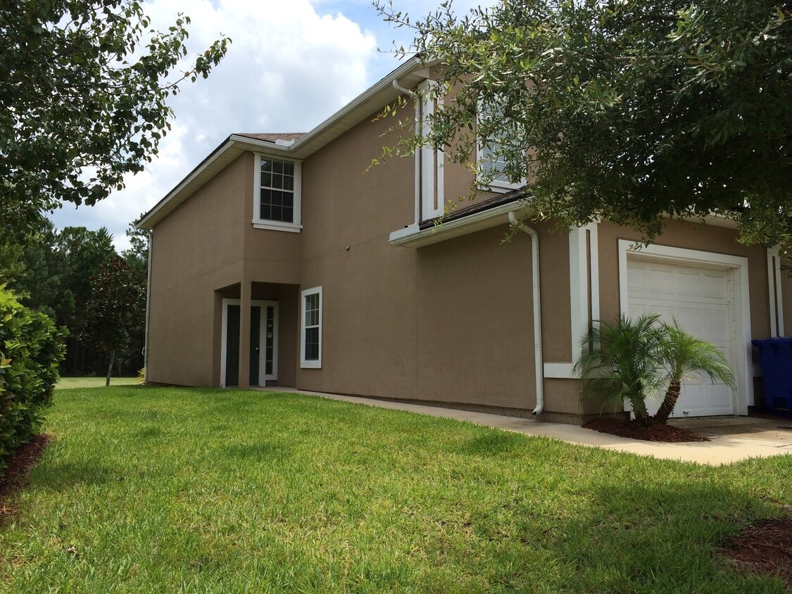 ** Coming SOON" End Unit in Gables at Win... - ** Coming SOON"  End Unit in Gables at Win...