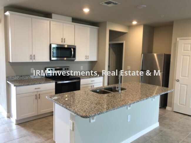 Photo - 3 bedroom townhome!