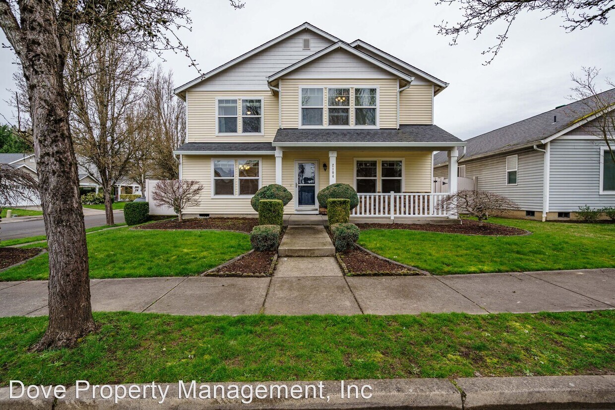 Primary Photo - 3 br, 2.5 bath House - 2104 NW 12th Street