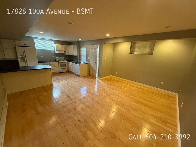 Photo du bâtiment - Spacious Suite in Fraser Heights