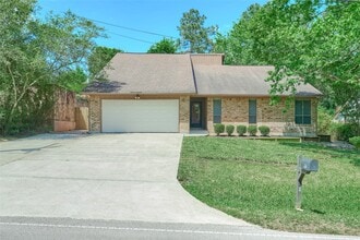 Building Photo - 80 Rolling Hills Dr W