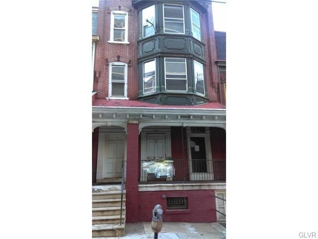 Building Photo - 819 Linden St