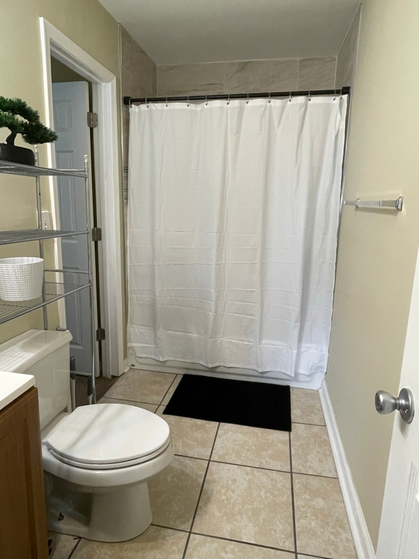 Building Photo - 888 W Lombard St