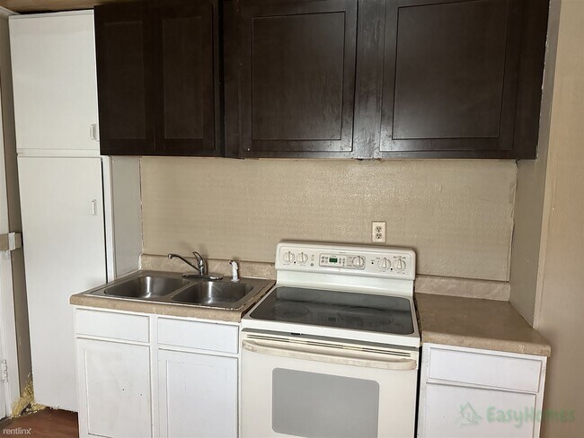 Foto del edificio - 1 br, 1 bath House - 619 Northeast Rock Is...