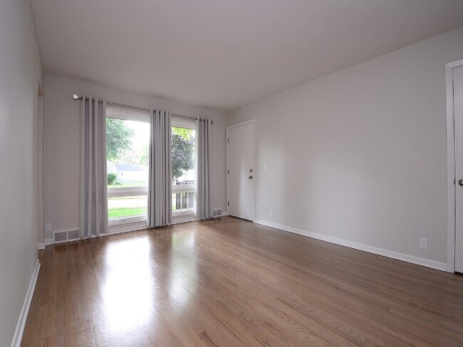 Foto del edificio - 3334 S 82nd St
