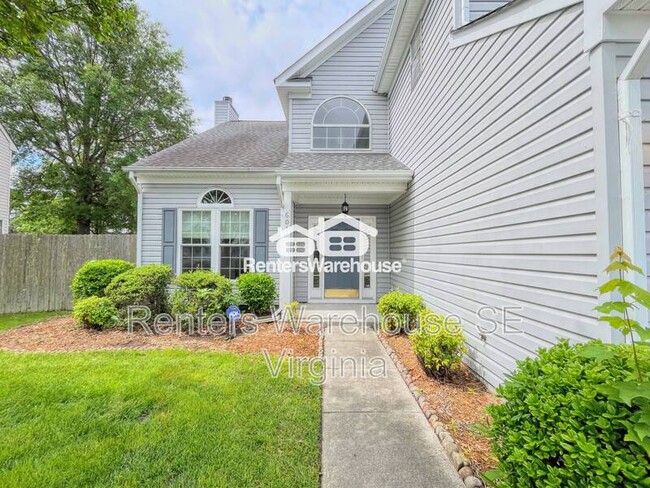 Building Photo - 601 Whisper Walk