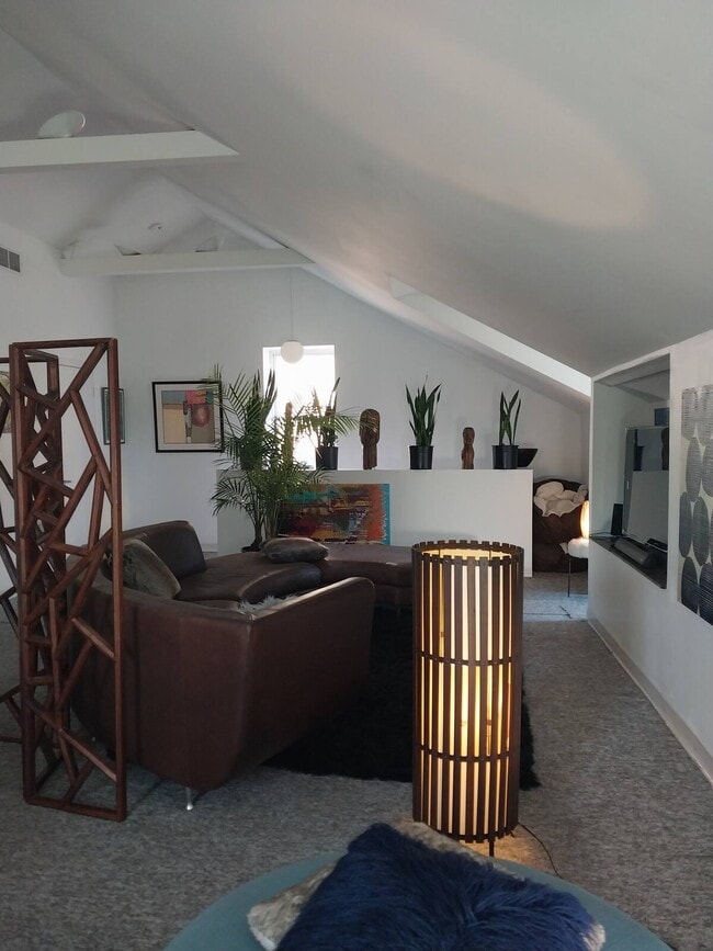 Building Photo - 2218 Wyoming St