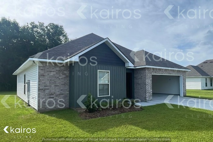 Primary Photo - 103 Carencro St
