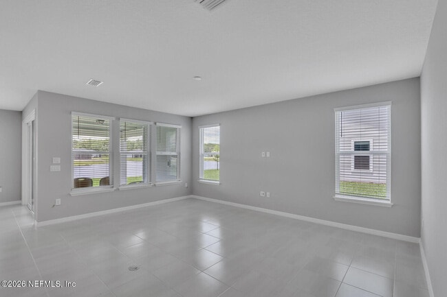 Foto del edificio - 351 Beechnut Cir