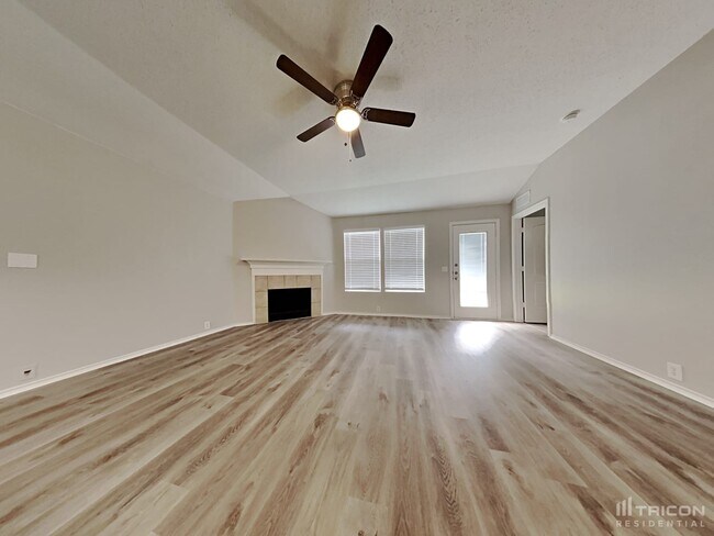 Foto del edificio - 4512 Merlot Dr