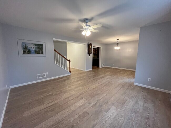 Foto del edificio - 7779 Cross Creek Cir