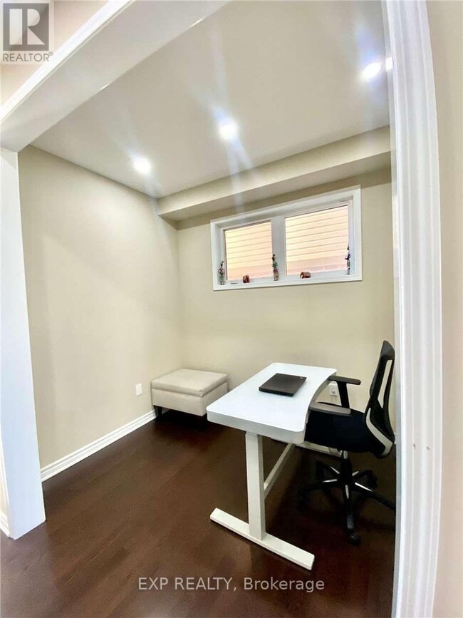 Photo du bâtiment - 212 Ridge Rd