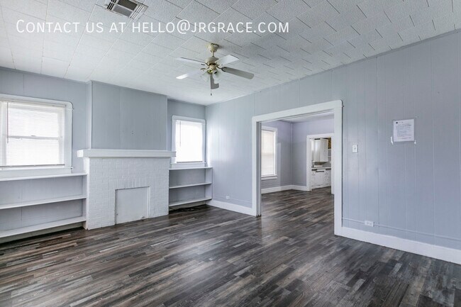 Building Photo - 2523 Sanger Ave