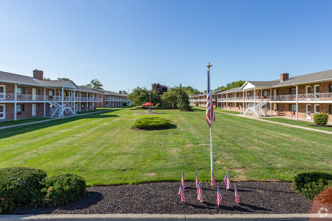 Foto del edificio - Manor Park Apartments