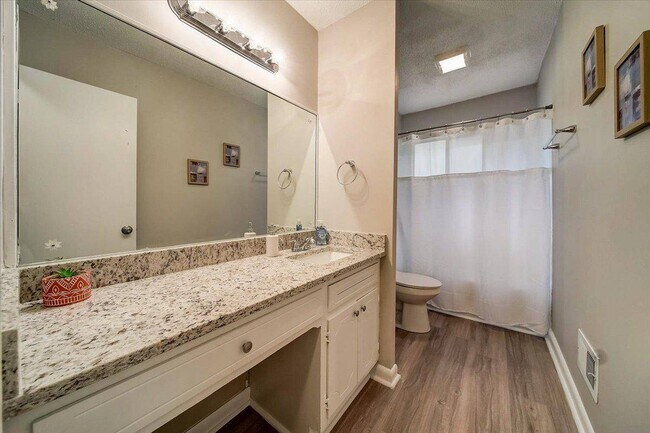 Building Photo - 4474 Cedar Ridge Trail