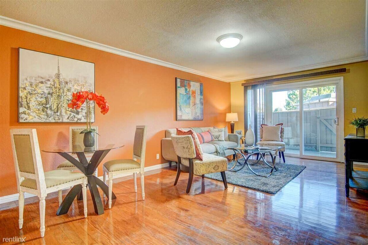 Foto principal - 1 br, 1 bath Condo - Parkmont Gardens